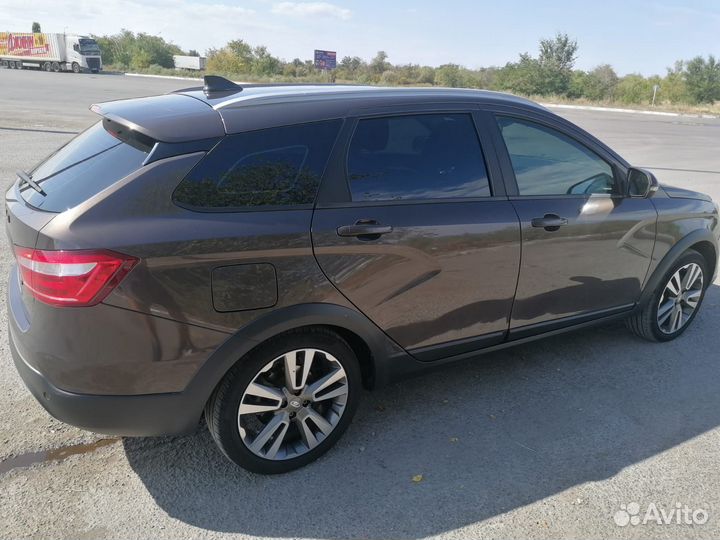 LADA Vesta Cross 1.8 AMT, 2019, 95 000 км