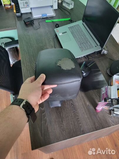 Подлокотник Kia rio 3