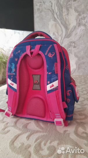 Школьный рюкзак