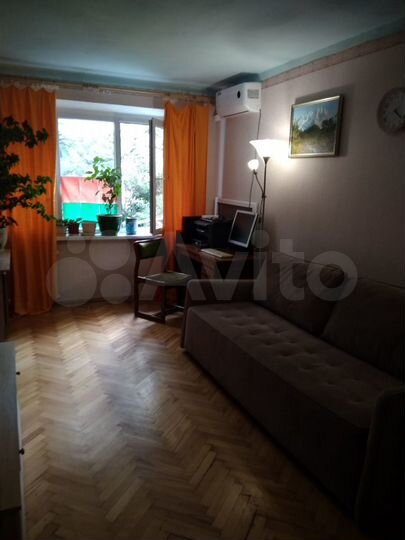 2-к. квартира, 48 м², 3/5 эт.