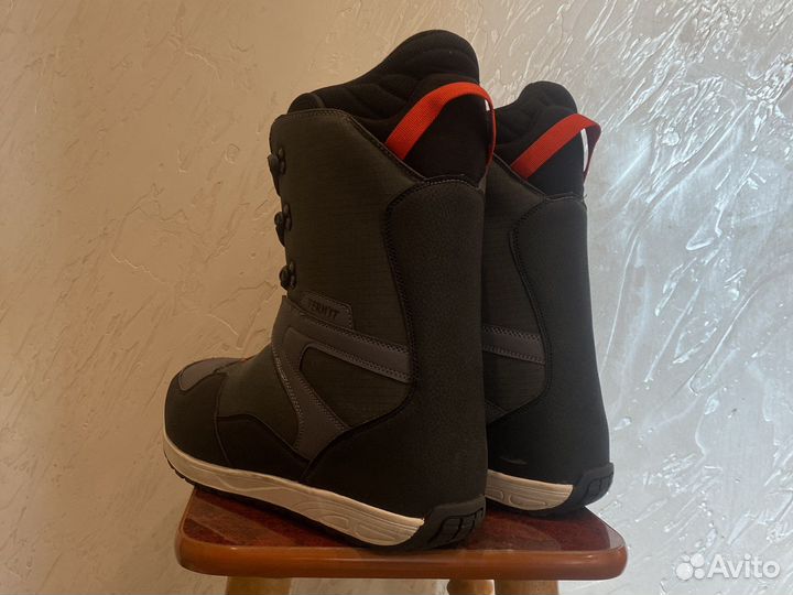 Сноубордические ботинки мужские новые