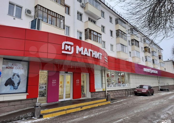 Торговая площадь, 13 м²