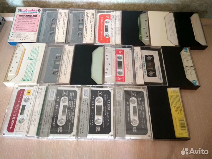 Фирменные студийные аудиокассеты 18 штук