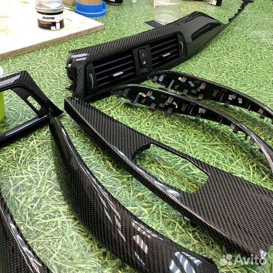 Ламинация деталей карбоном