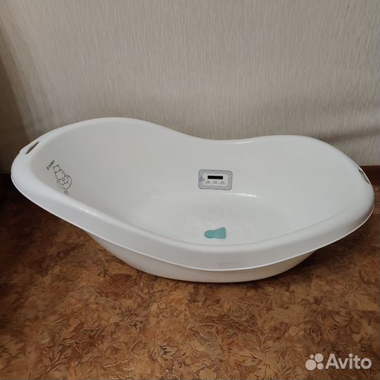 Ванночка для купания с термометром