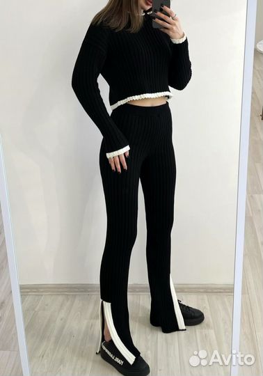 Трикотажный костюм женский