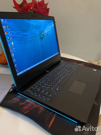 Alienware 17 R4 (Intel Core i7 2.8 ггц, GTX 1070)