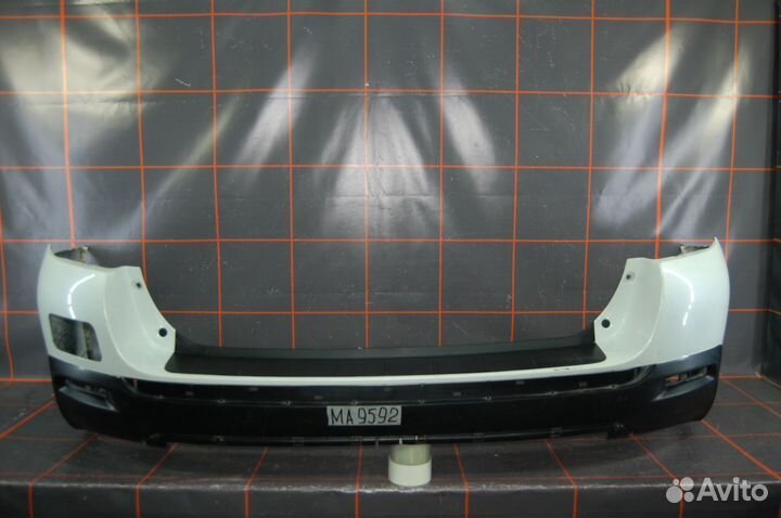 Бампер задний - Toyota Highlander 2 (2010-13гг)