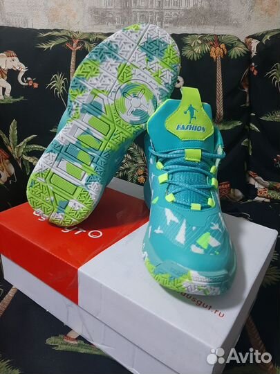 Баскетбольные кроссовки(унисекс)