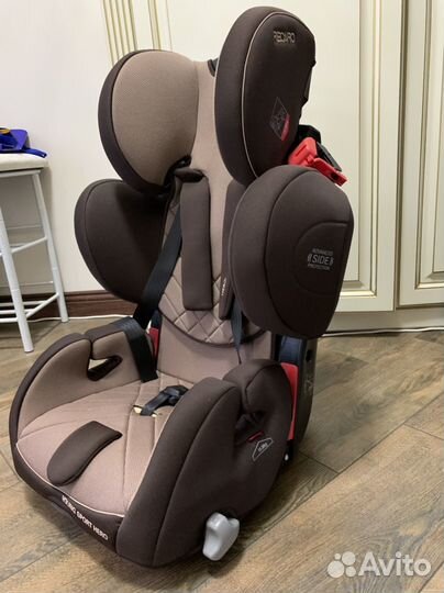 Автокресло recaro
