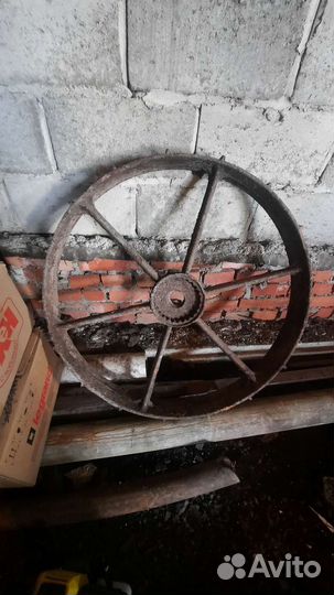 Колесо от конной сеялки