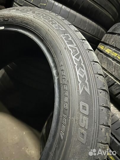 Dunlop SP Sport Maxx 050 235/55 R20 102V