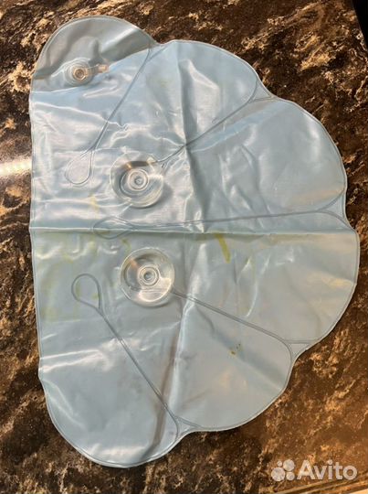 Надувная подушка для ванной