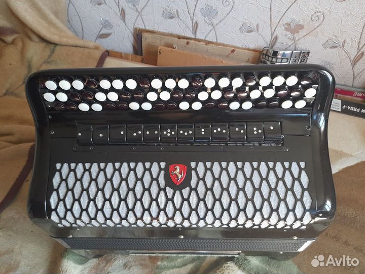 Готово выборный цельно планочный баян