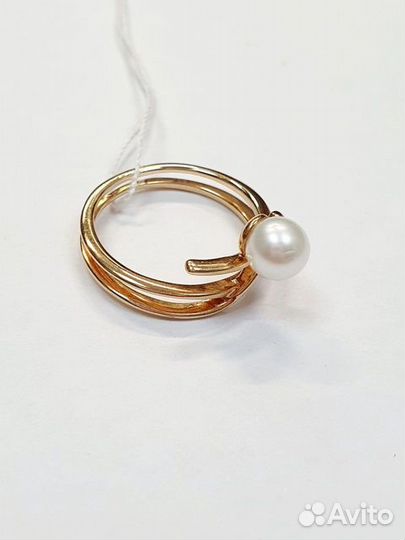 Золотое кольцо с камнем 17,5р
