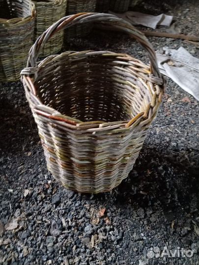 Корзина плетеная