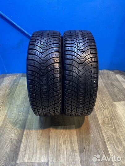Michelin X-Ice North 3 215/65 R16