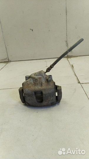 Суппорт передний левый Ford Fusion