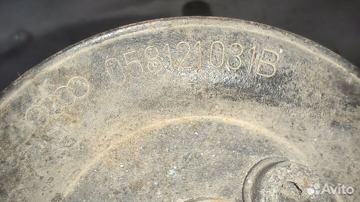 Корпус помпы Ауди a4 b5