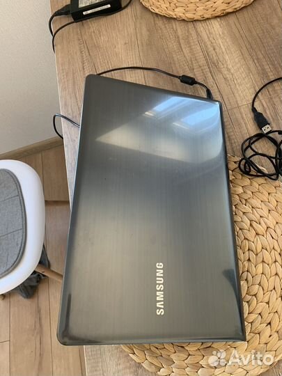 Ноутбук samsung