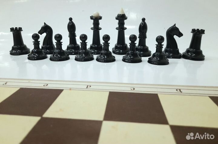 Шахматы СССР карболит, доска картон