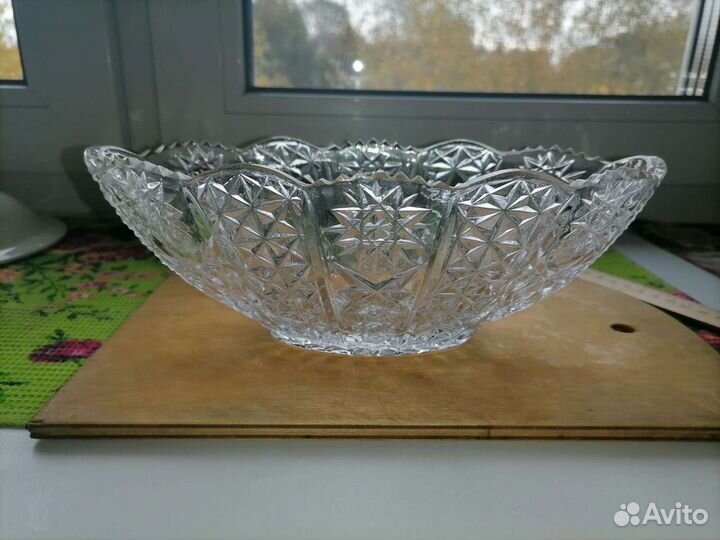 Хрустальная ваза