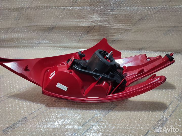 Задний фонарь Pegeot 208