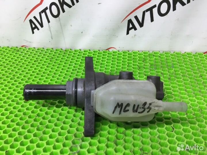 Главный тормозной цилиндр Toyota Harrier MCU35