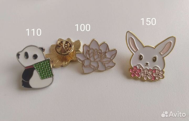 Броши и значки различные
