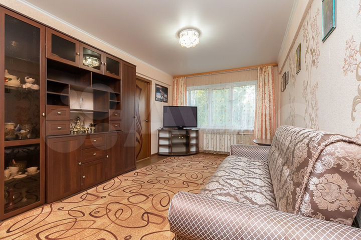 3-к. квартира, 48,3 м², 1/5 эт.