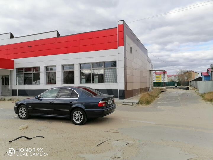 Торговое помещение, 437 м²