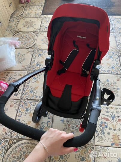 Прогулочная коляска