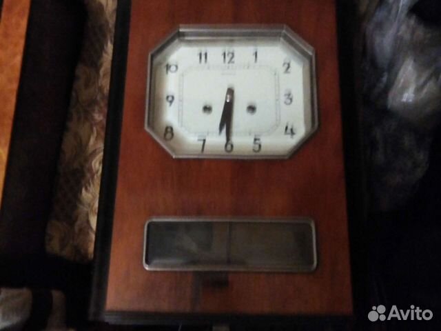 Часы настенные с боем Янтарь очз