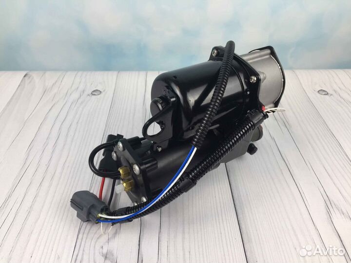 Компрессор пневмоподвески Land Rover Discovery 3 1