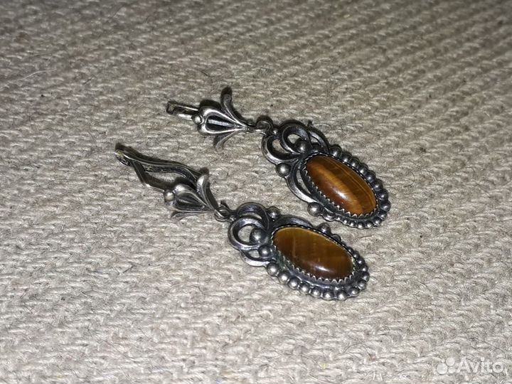 Серьги с натуральным камнем