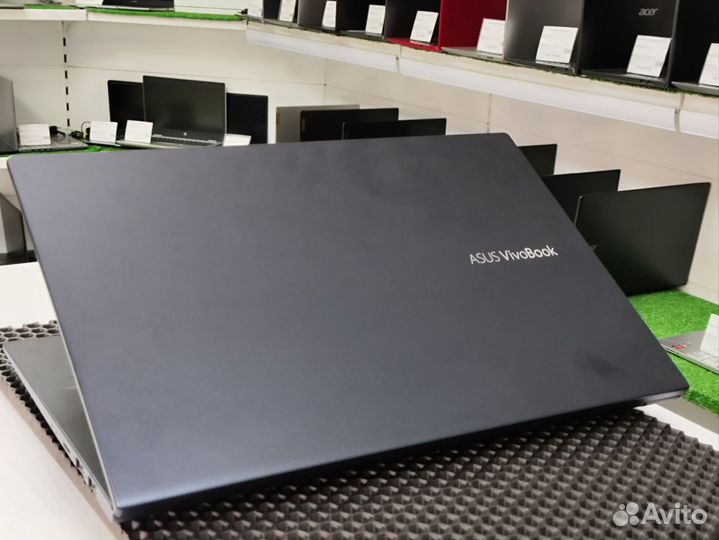 Мощный Asus Ryzen 5-3500U 8/256Gb SSD AMD Vega 8