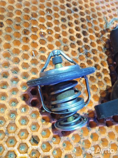 Корпус термостата Mazda 3