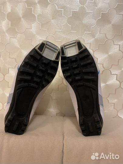 Лыжные ботинки для девочки размер 37/38