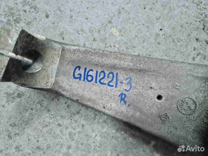 Кулак поворотный правый BMW 7 серия