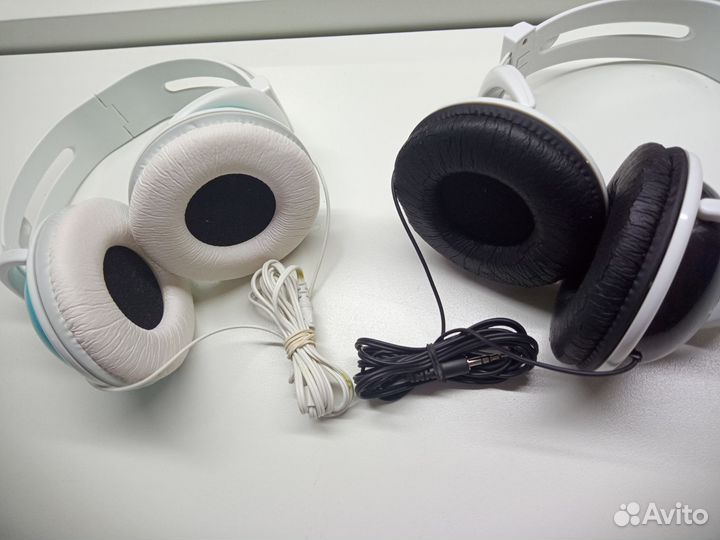 Проводные наушники
