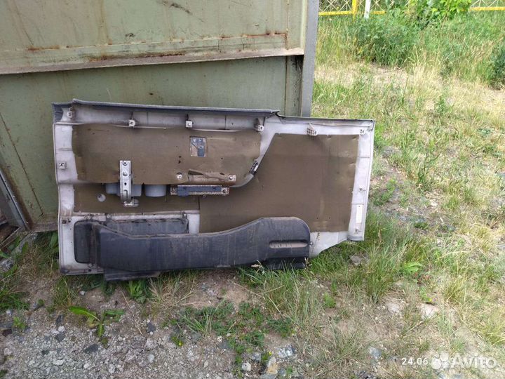 Обшивка на mazda