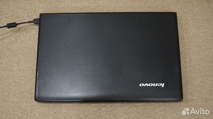 Ноутбук 17'' Lenovo G700 разбит экран