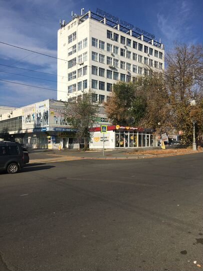 Свободного назначения, 100 м²