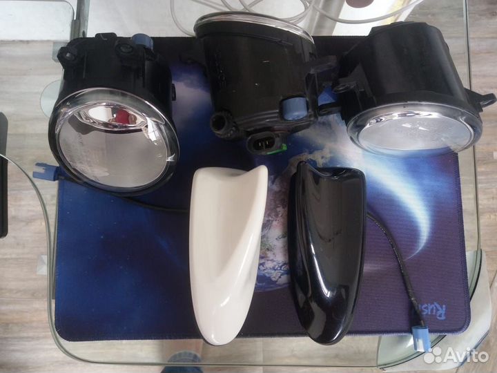 Реле, фара, кнопка, антенна на Toyota оригинальные