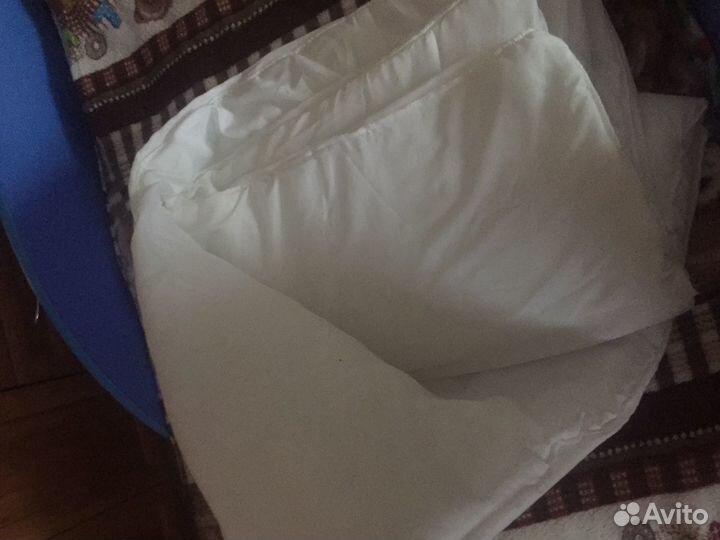 Продам постельном белье (два комплекта) + одеяло