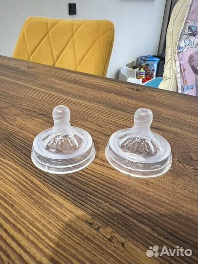 Соски для бутылочек avent новые