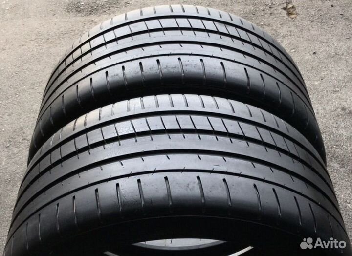 Michelin Pilot Super Sport 275/35 R19