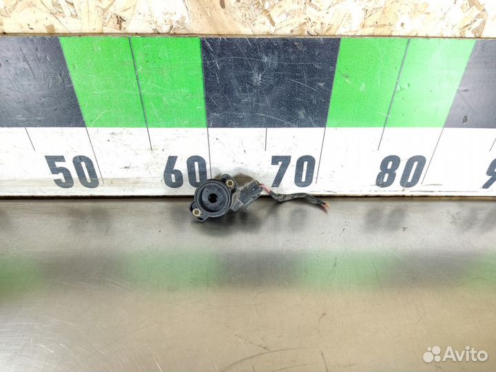 Датчик положения дроссельной заслонки Renault Loga