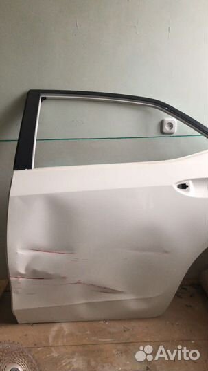 Дверь задняя левая