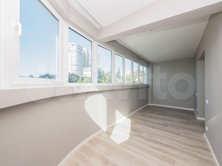 4-к. квартира, 189 м², 8/18 эт.